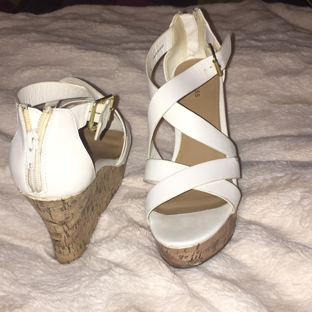 White wedges